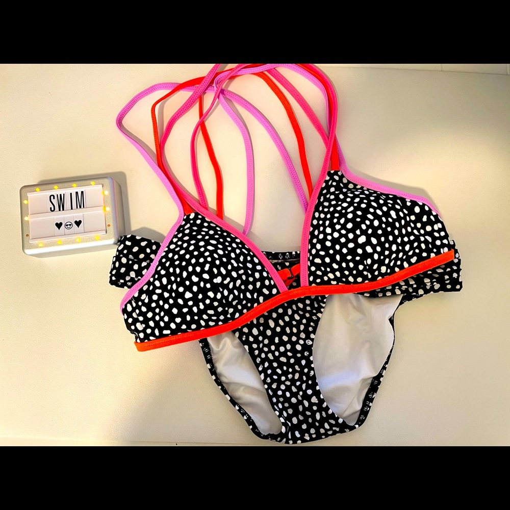 VS bikini. NWOT